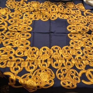 CHANEL  EUC Scarf in Black and Gold